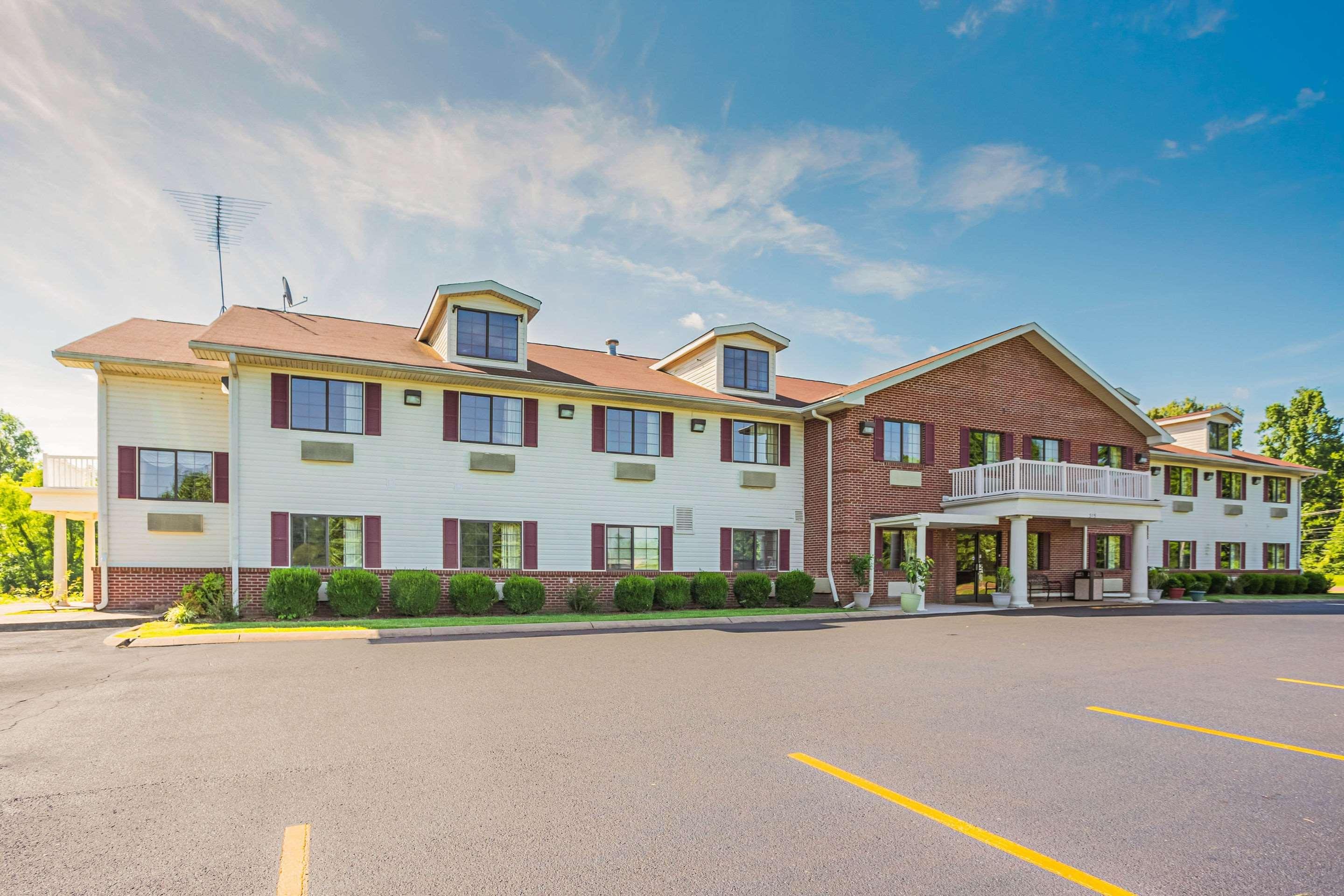 Econo Lodge Inn & Suites Ripley Kültér fotó