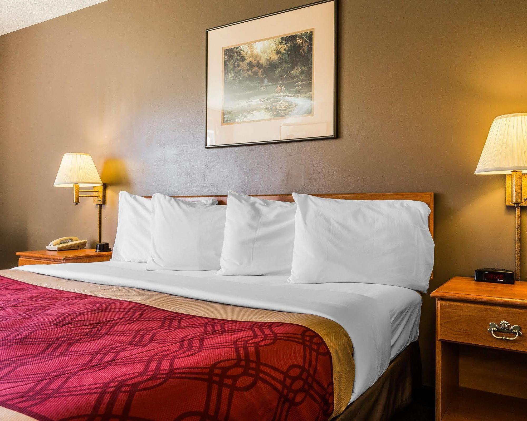 Econo Lodge Inn & Suites Ripley Kültér fotó