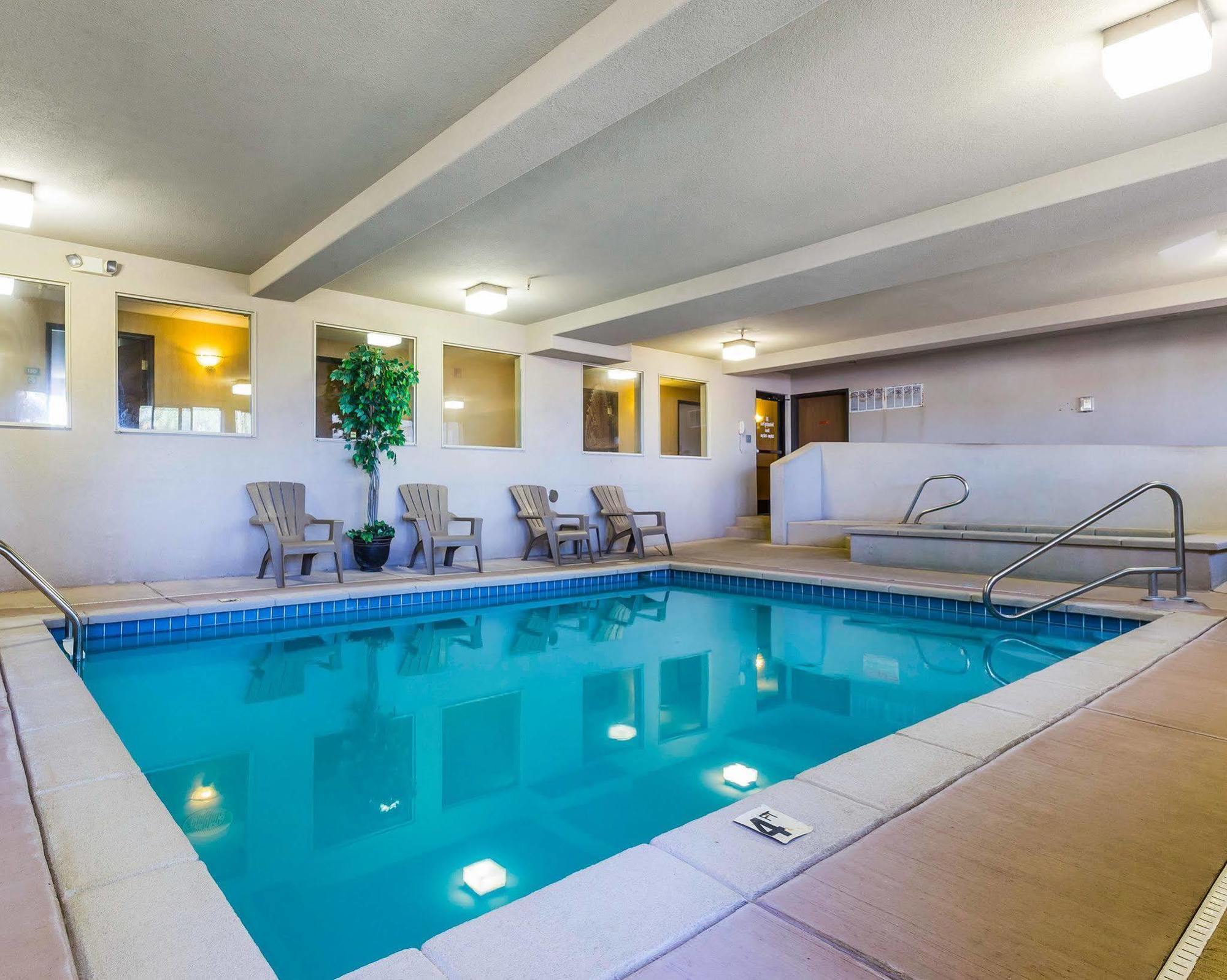 Econo Lodge Inn & Suites Ripley Kültér fotó